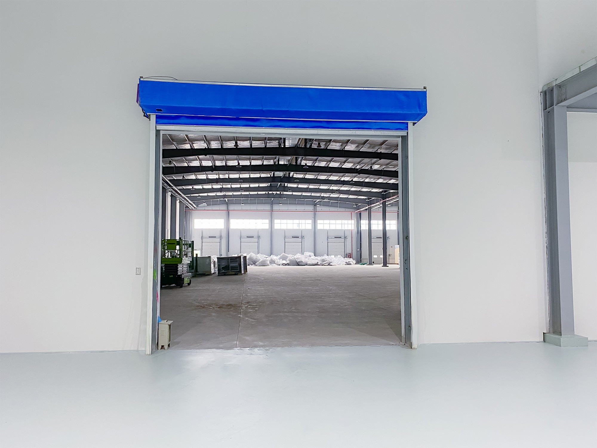 无机布防火卷帘门